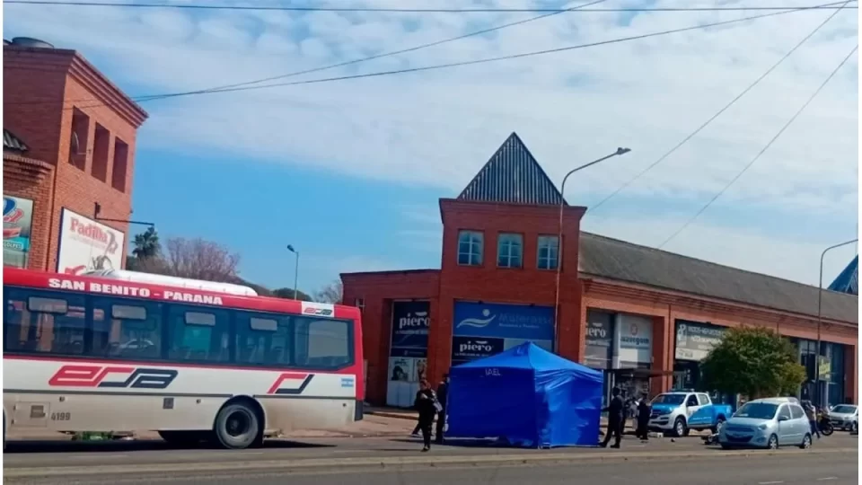 La joven que murió en un choque en Paraná era la hija de un referente de AGMER local