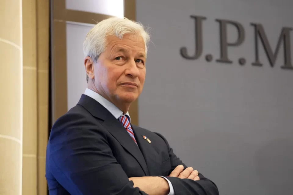 El CEO del JP Morgan está en el país para negociar un paquete de apoyo para la Argentina