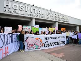 Los trabajadores del Garrahan volvieron a parar por la ley de emergencia pediátrica