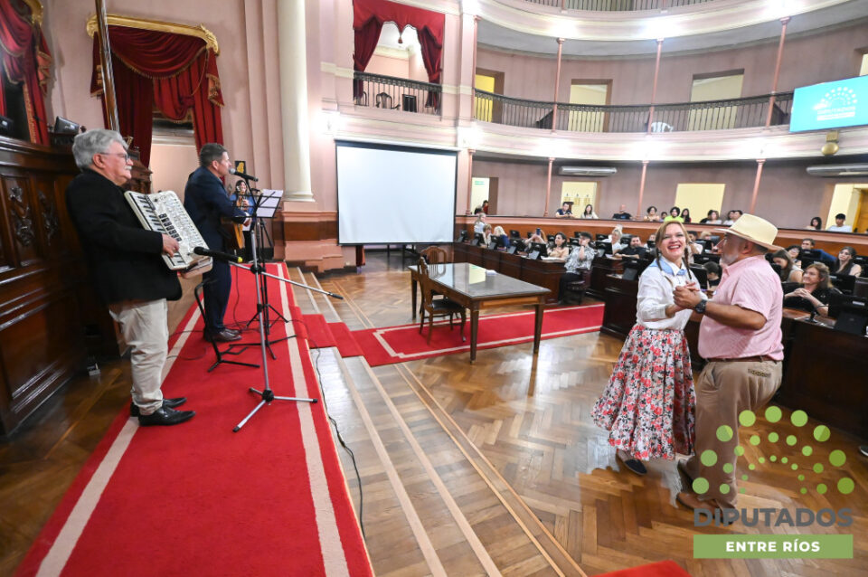 Noche de los museos entrerrianos: Homenaje a Linares Cardozo
