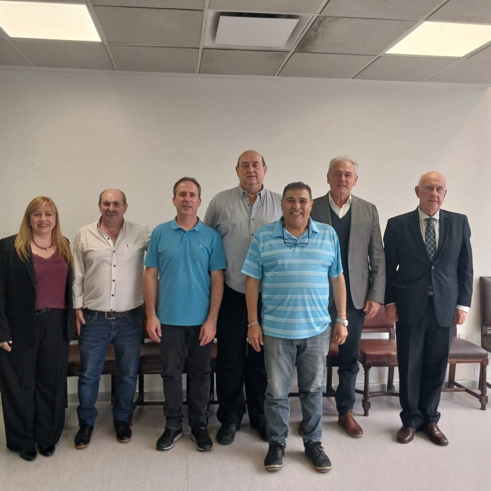 Comitiva de AMET fue recibida por el Diputado Benedetti